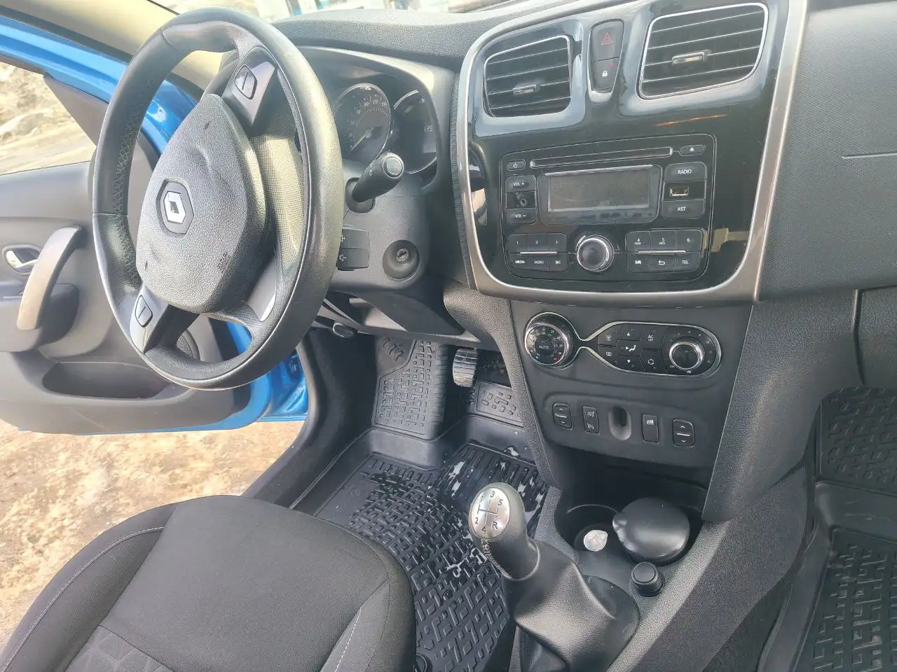 Продам Dacia Sandero Stepway 2 в максимальной комплектации 2015 года - Легковые автомобили (Авто) в Йошкар-Ола