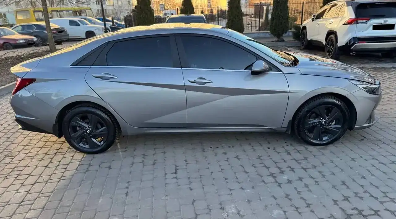 Hyundai Elantra 2021 год в отличном состоянии - Легковые автомобили (Авто) в Йошкар-Ола