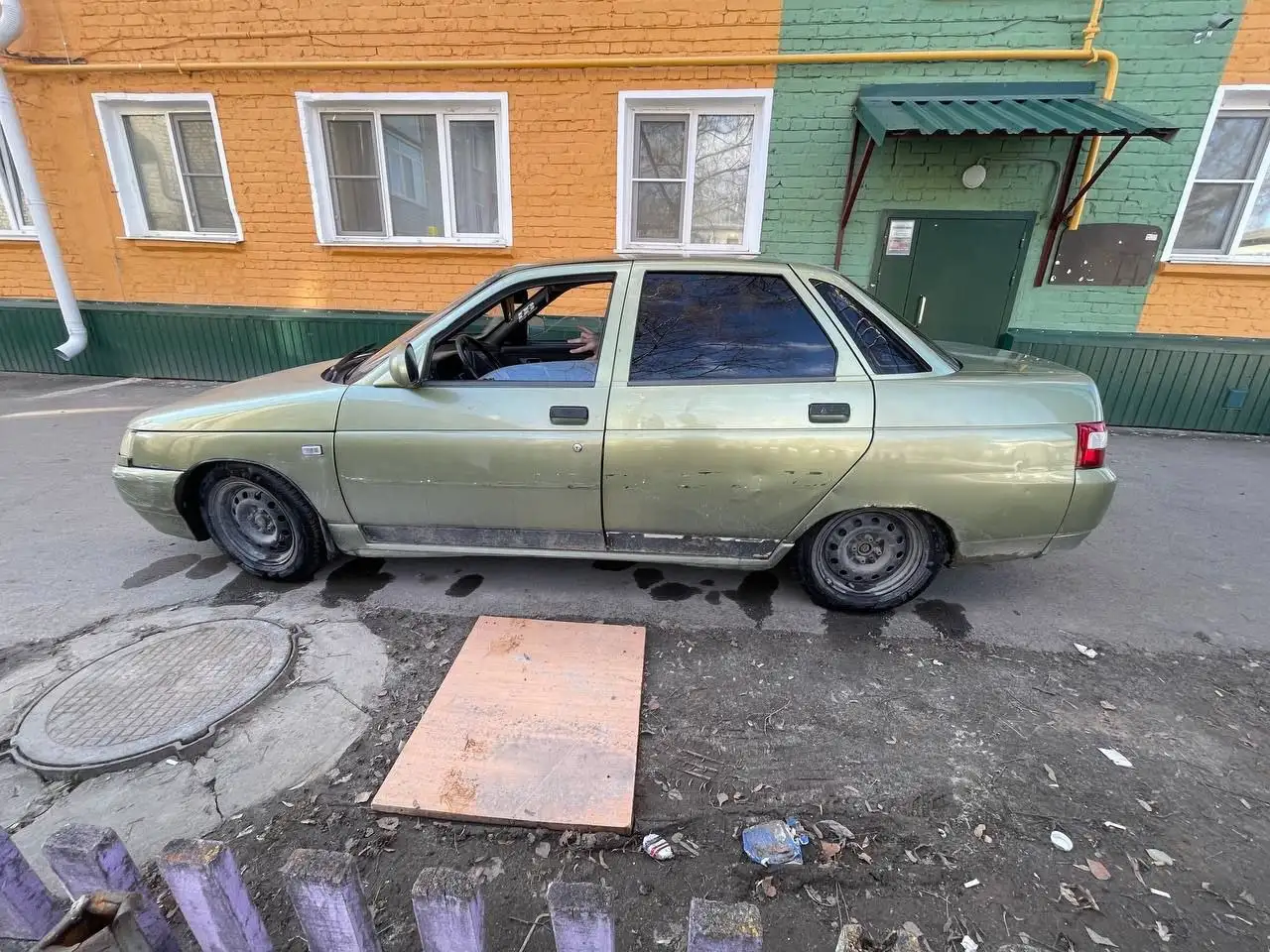 ВАЗ 2110 2002 года выпуска, мотор 1.5, люкс комплектация - Авто в Йошкар-Ола