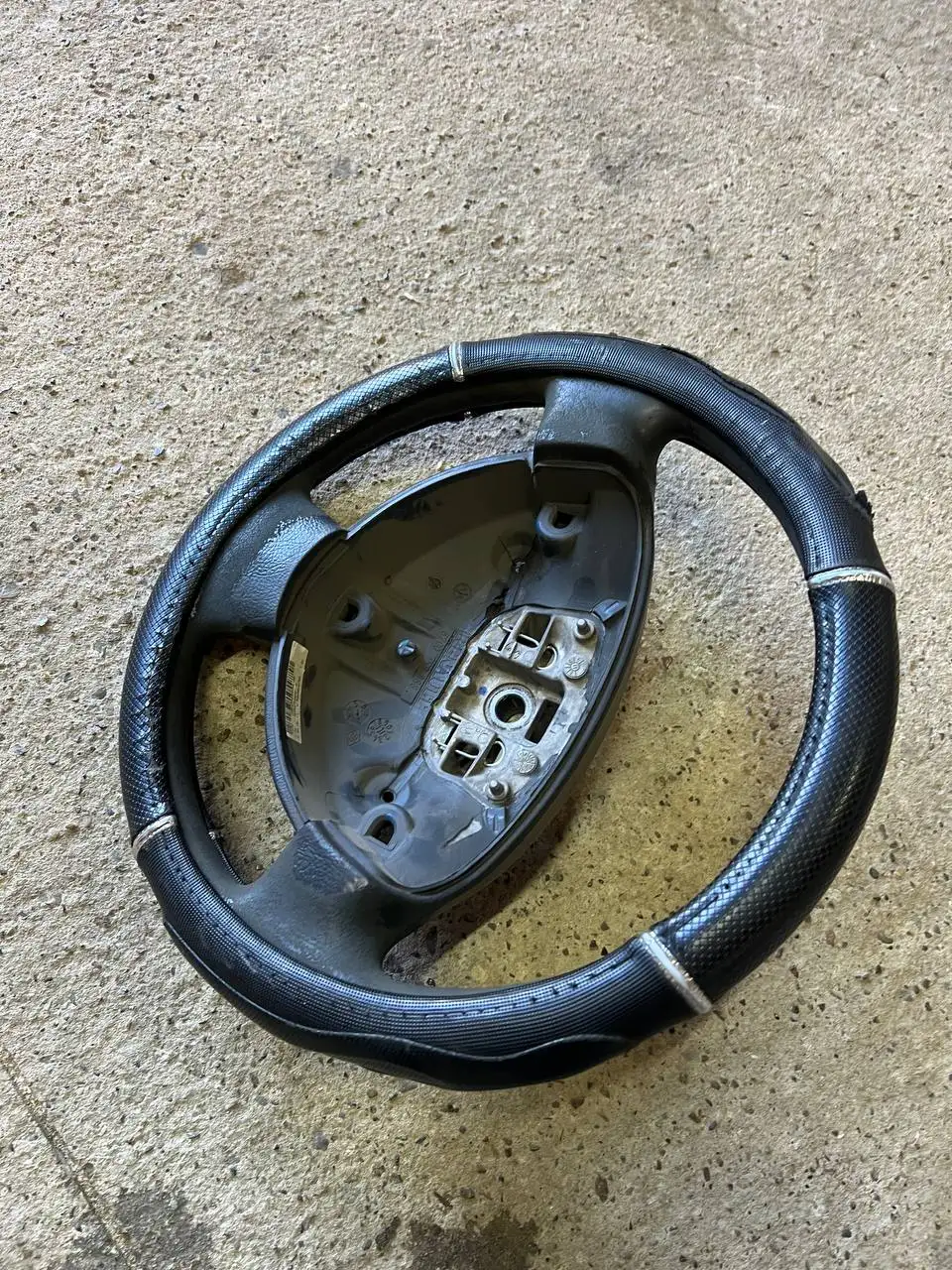 Руль Логан - Рулевое управление (Запчасти) в Йошкар-Ола