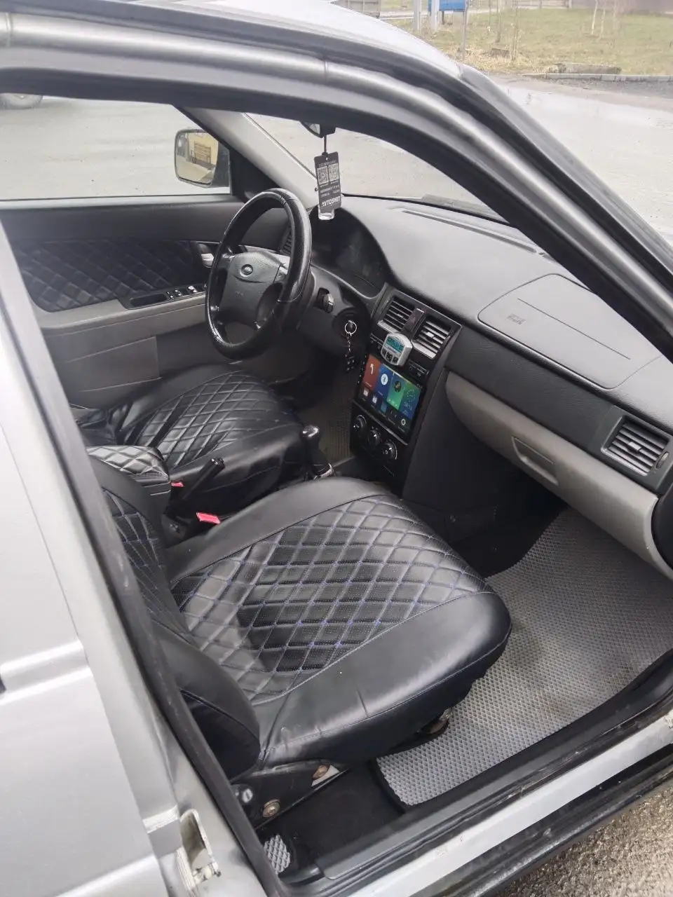 Toyota Land Cruiser 200 2011 года - Toyota Land Cruiser 200 (Авто) в Йошкар-Ола