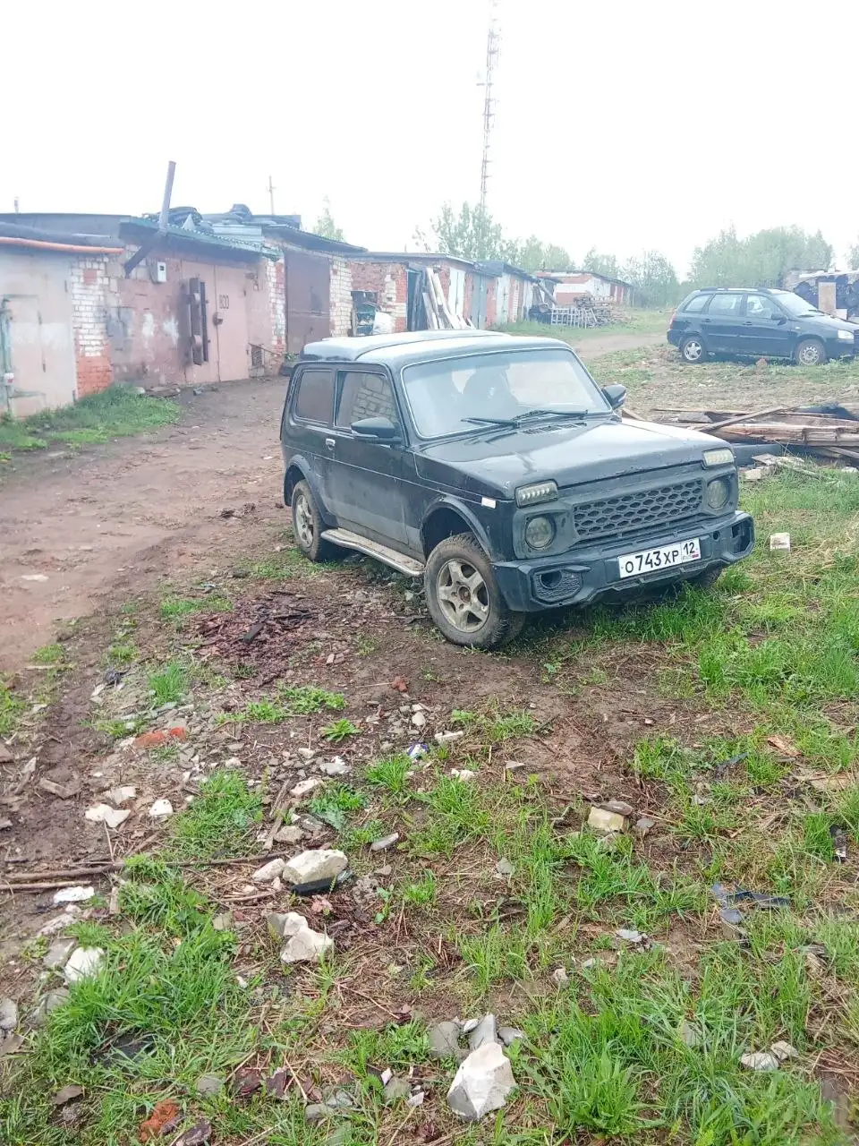 Продам Нива 21218 Фора 2004 - Легковые автомобили (Авто) в Козьмодемьянск