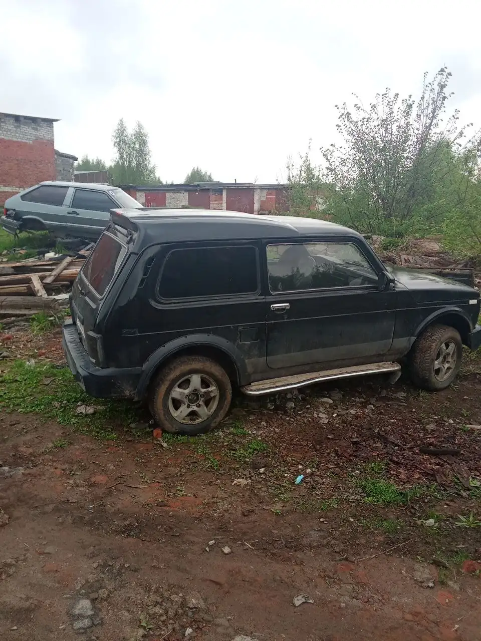 Продам Нива 21218 Фора 2004 - Легковые автомобили (Авто) в Козьмодемьянск