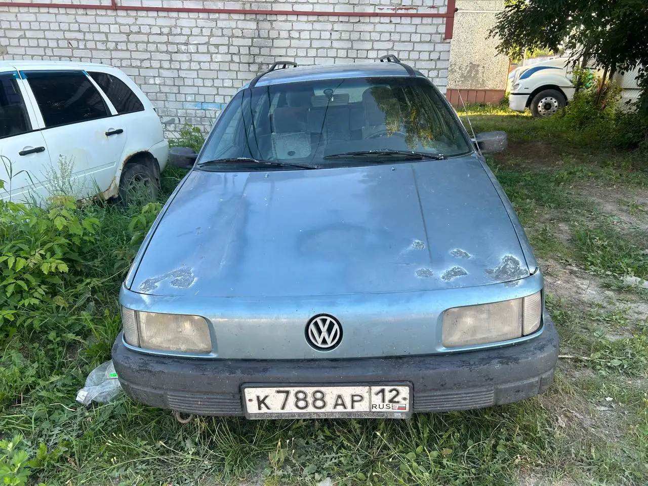 Автомобиль с мотором 1.8 и кондиционером - Легковые автомобили (Авто) в Йошкар-Ола