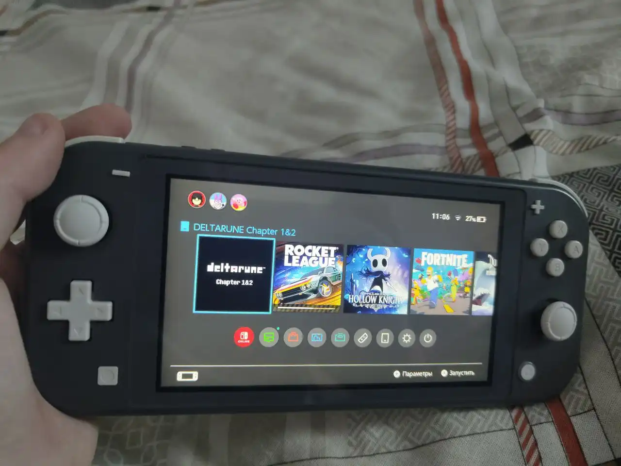 Продажа Nintendo Switch Lite с играми и аксессуарами