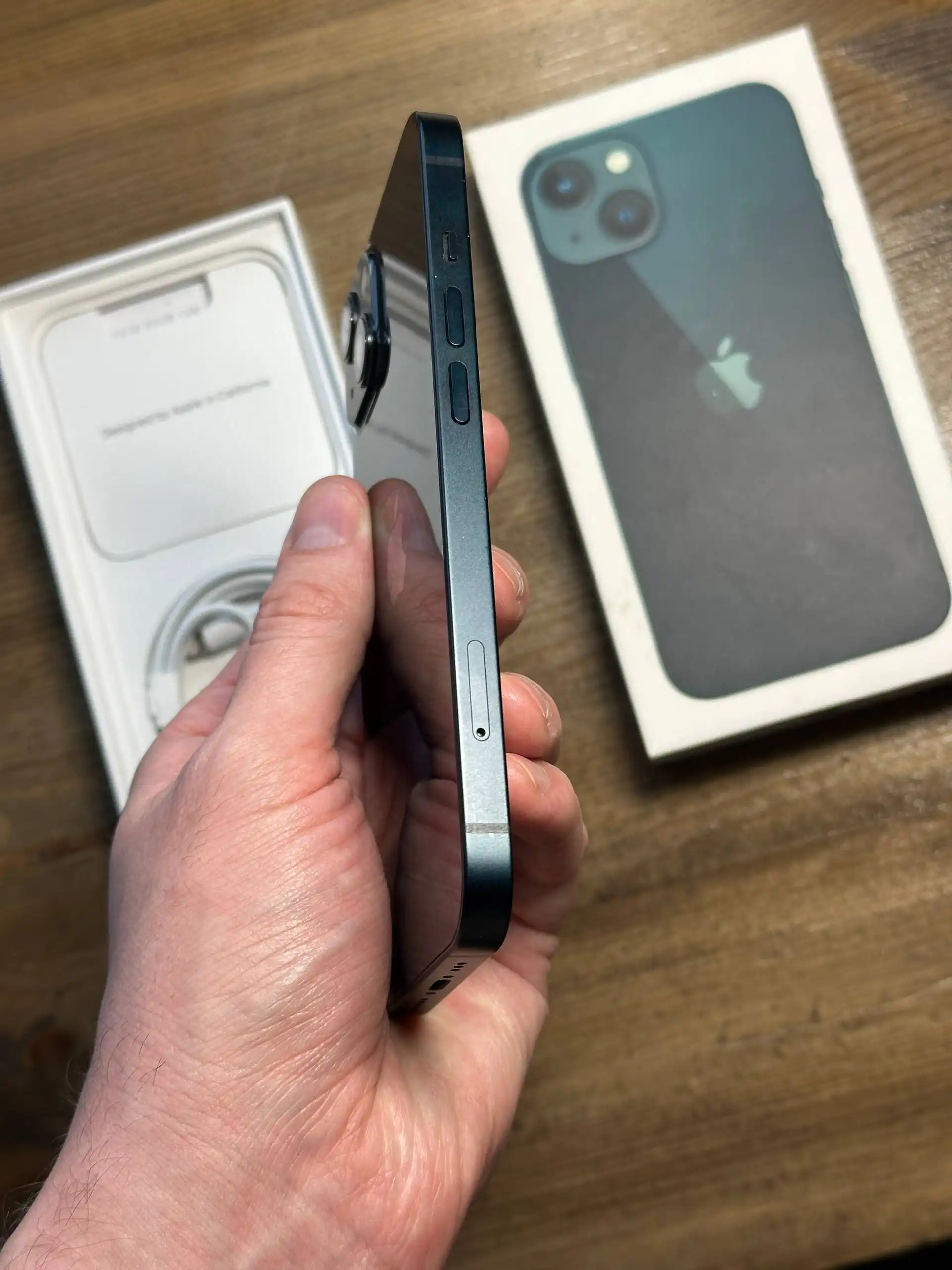 iPhone 13 128GB Black в отличном состоянии