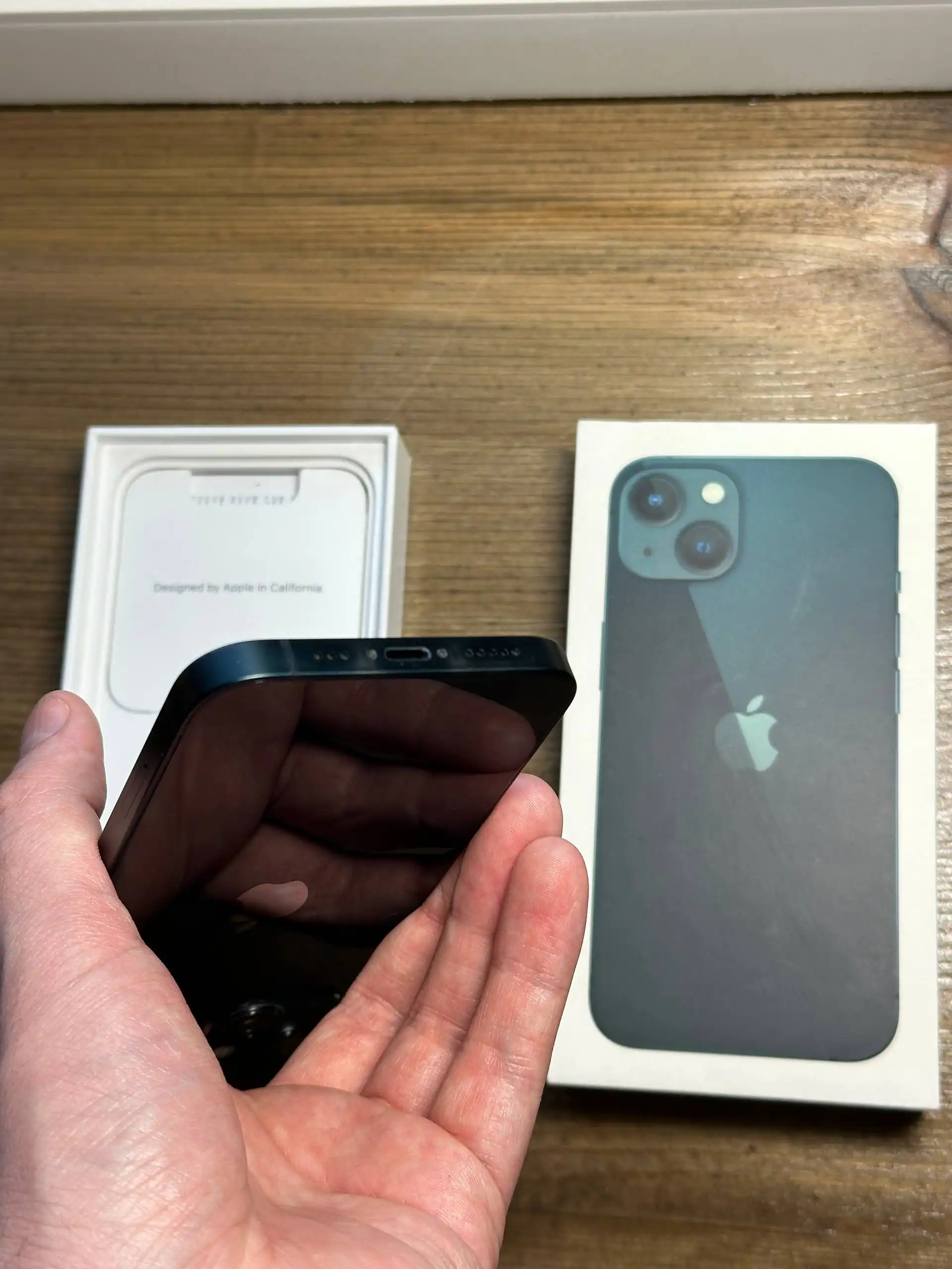 iPhone 13 128GB Black в отличном состоянии