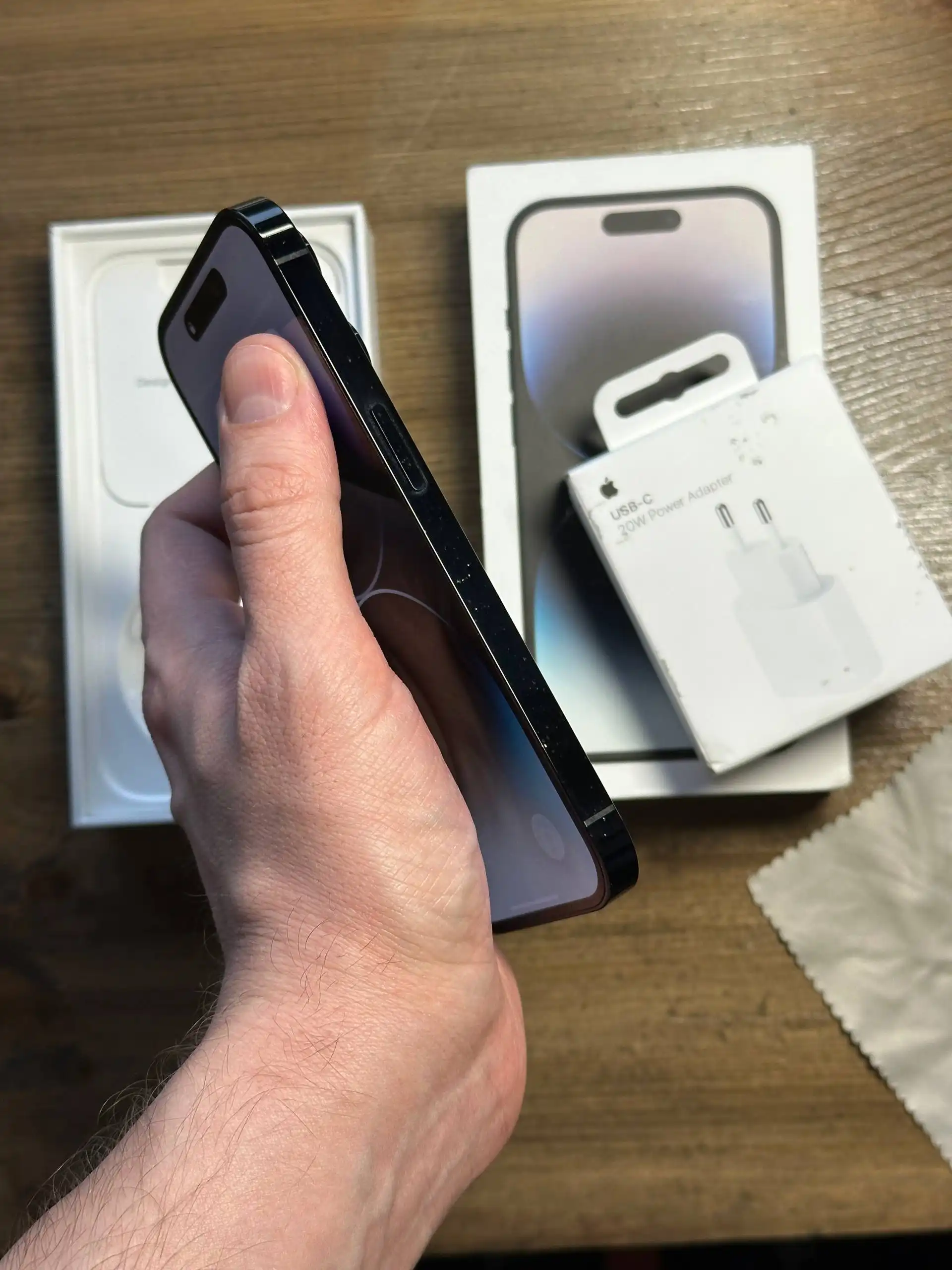 iPhone 14 Pro 128GB в отличном состоянии