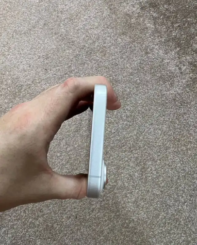 Продаю iPhone 16 128 ГБ