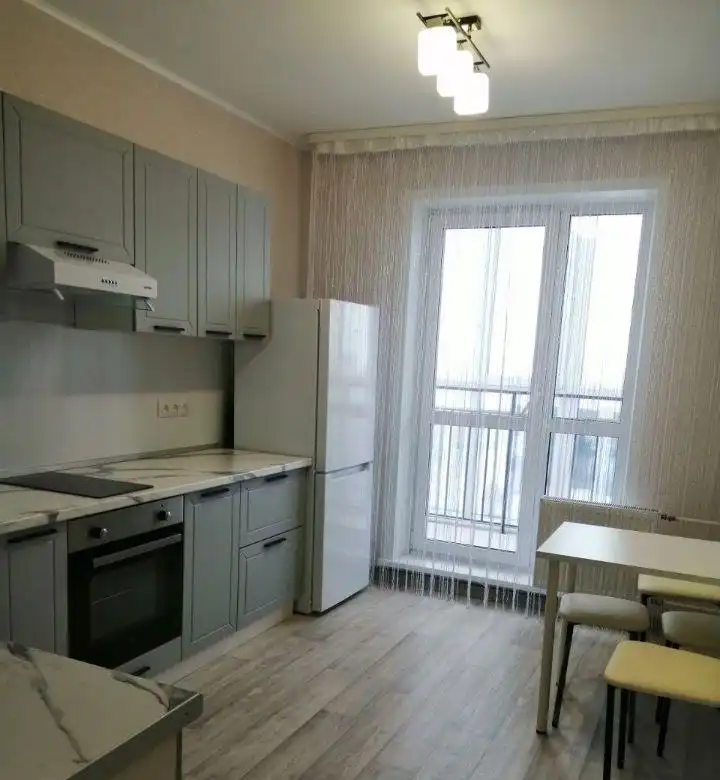 Сдается 1-комнатная квартира в новом доме в центре Барнаула