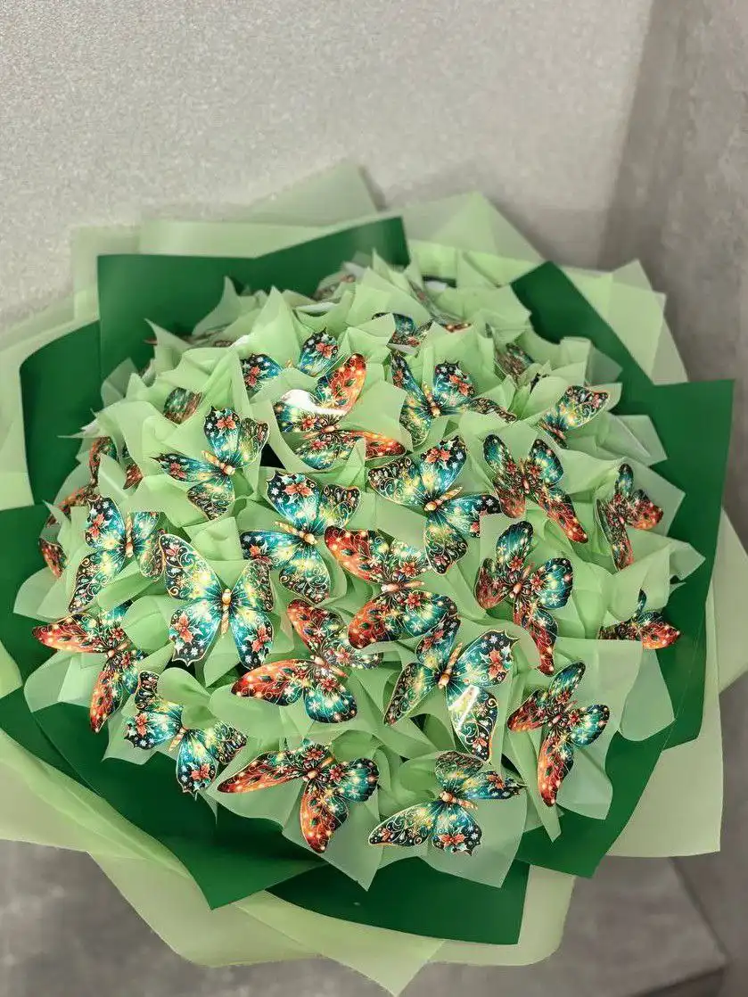 Букеты из бабочек декоративные для интерьера