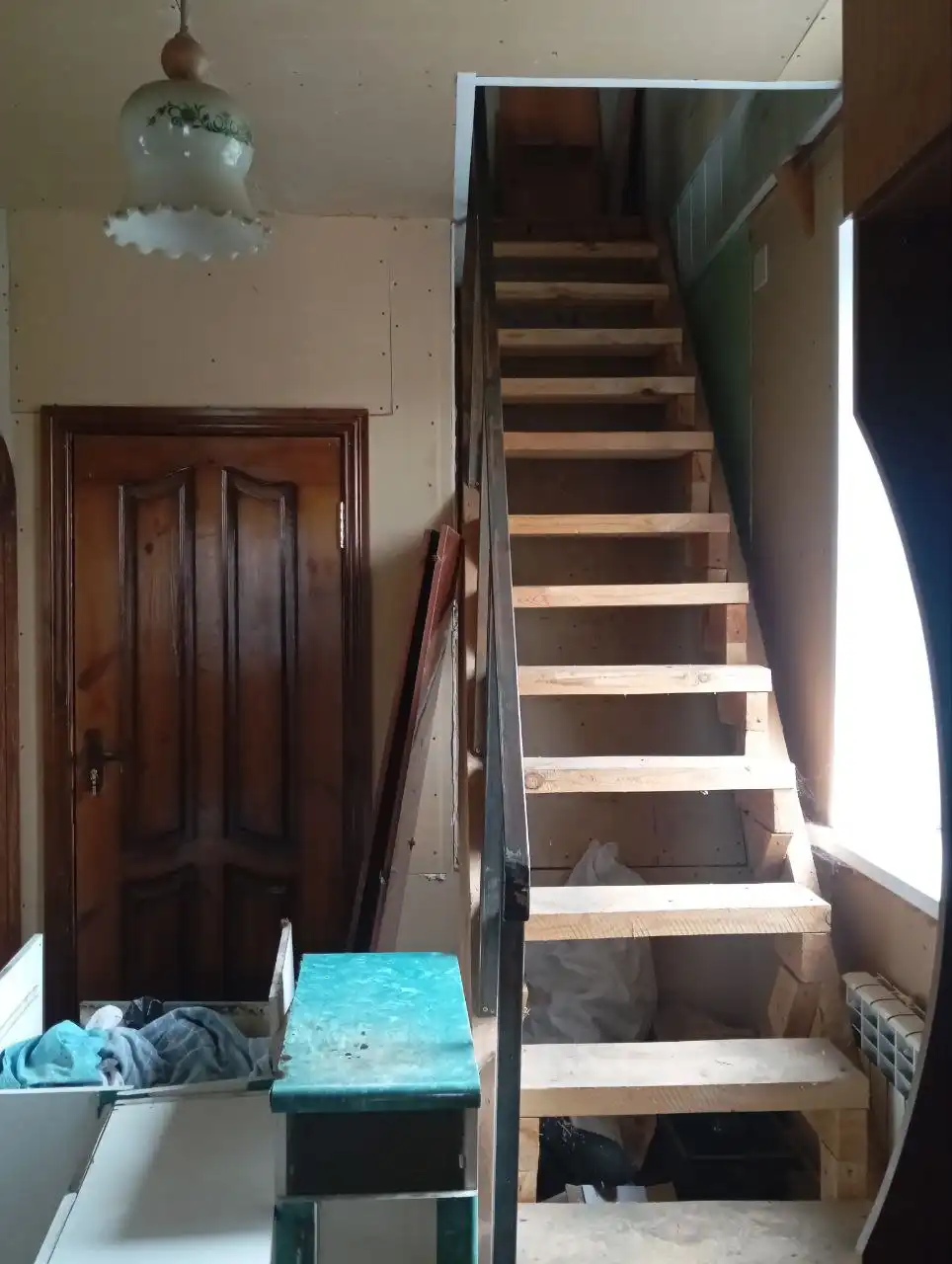 Продам дом с мансардой, баней и участком 11,7 соток в пос. Авиатор