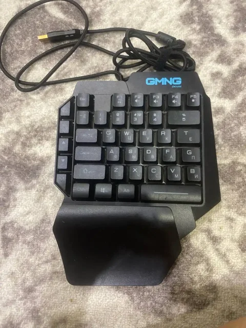 Продажа клавиатуры, мышки, наушников и смартфона - Аудиотехника в Барнаул