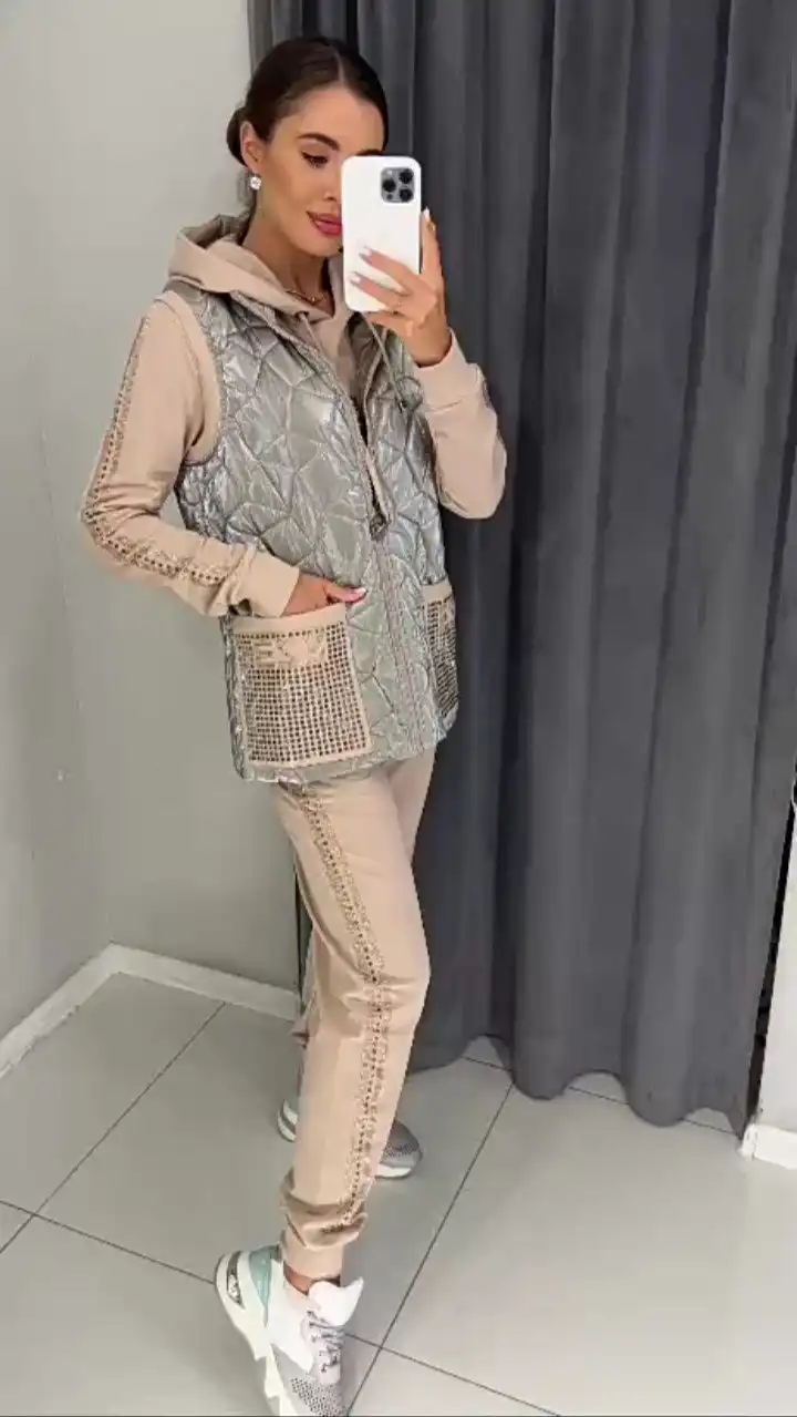 Спортивный костюм тройка - Спортивная одежда (Одежда) в Барнаул