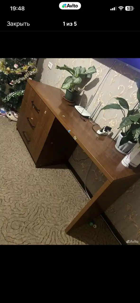 Стол, тумба под ТВ в идеальном состоянии - Барахолка в Барнаул