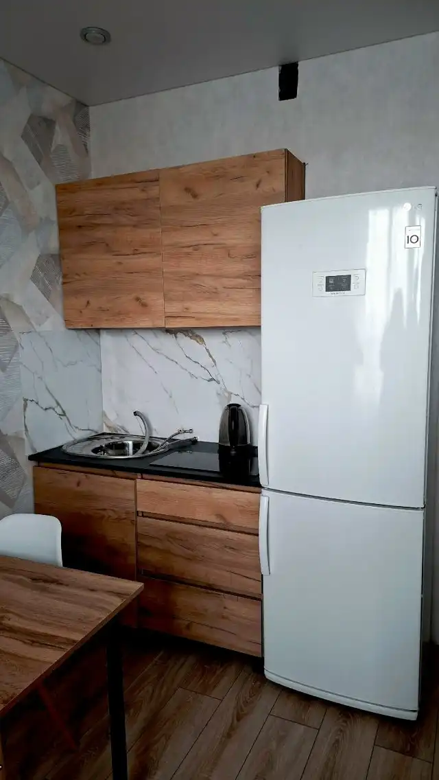 Сдам комнату в центре Барнаула - Аренда жилья (Недвижимость) в Барнаул