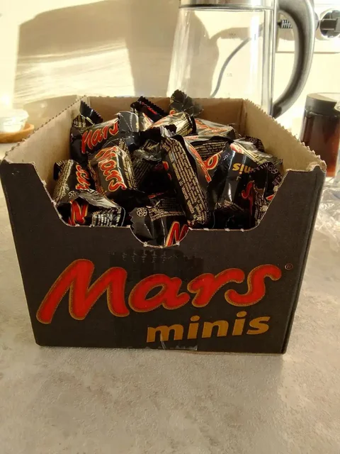 Продам коробку конфет Mars minis 1 кг - Кухня в Барнаул