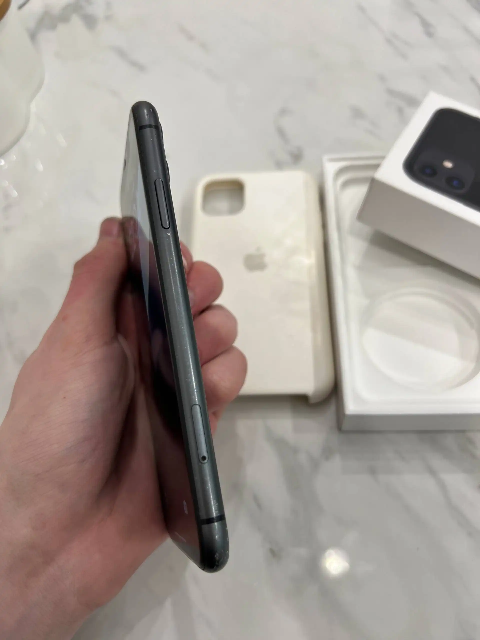 iPhone 11 128GB в отличном состоянии - Смартфоны (Электроника) в Барнаул