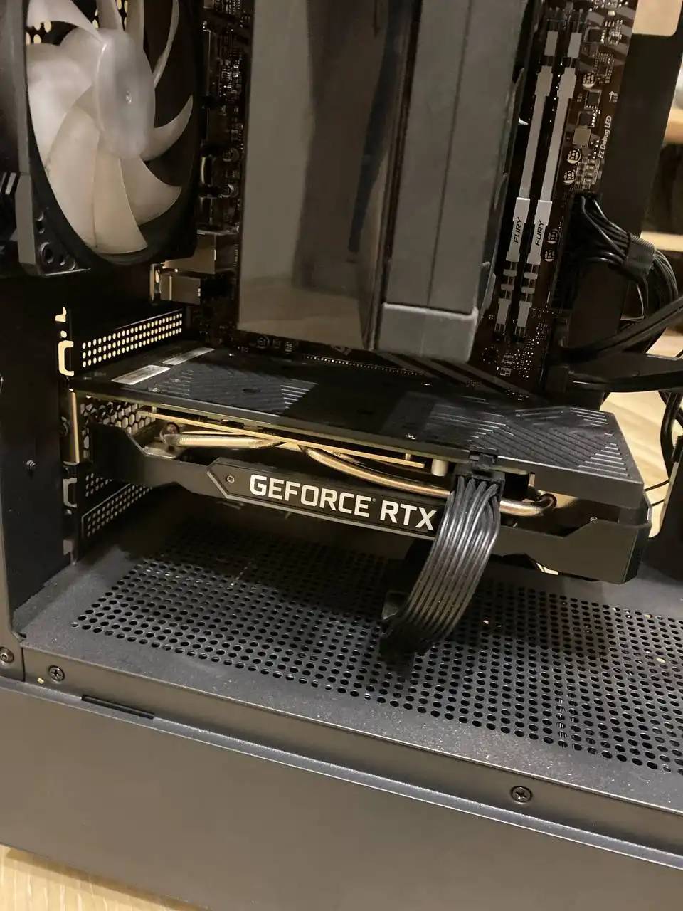 Продам наушники и видеокарту - Электроника (Барахолка) в Барнаул