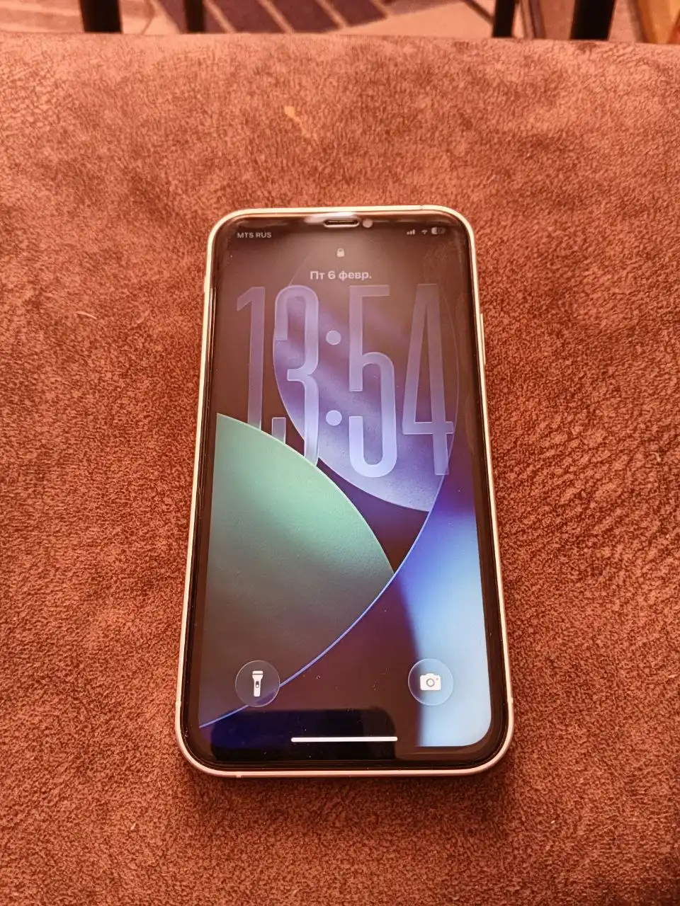 Продам iPhone 11 в корпусе 16 ГБ - Смартфоны (Электроника) в Барнаул