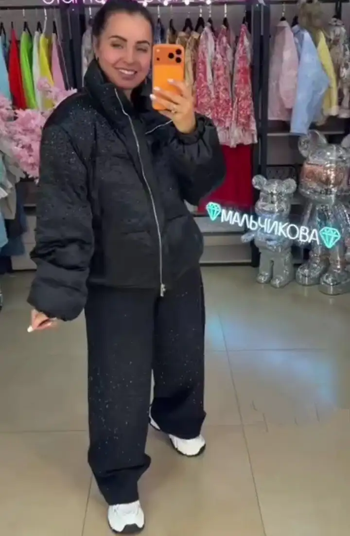 Комплект одежды со стразами, размеры 42-58 - Верхняя одежда (Одежда) в Барнаул