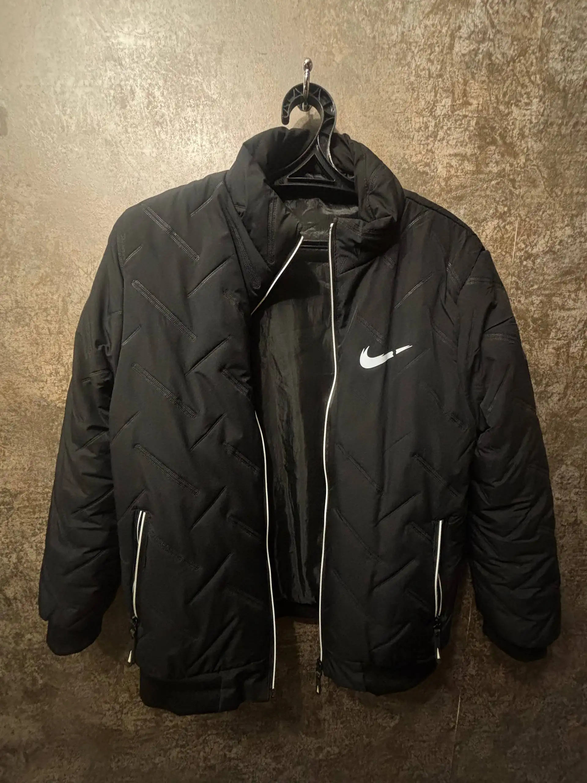 Мужская демисезонная куртка XL (маломерит) - Мужская одежда (Одежда) в Барнаул