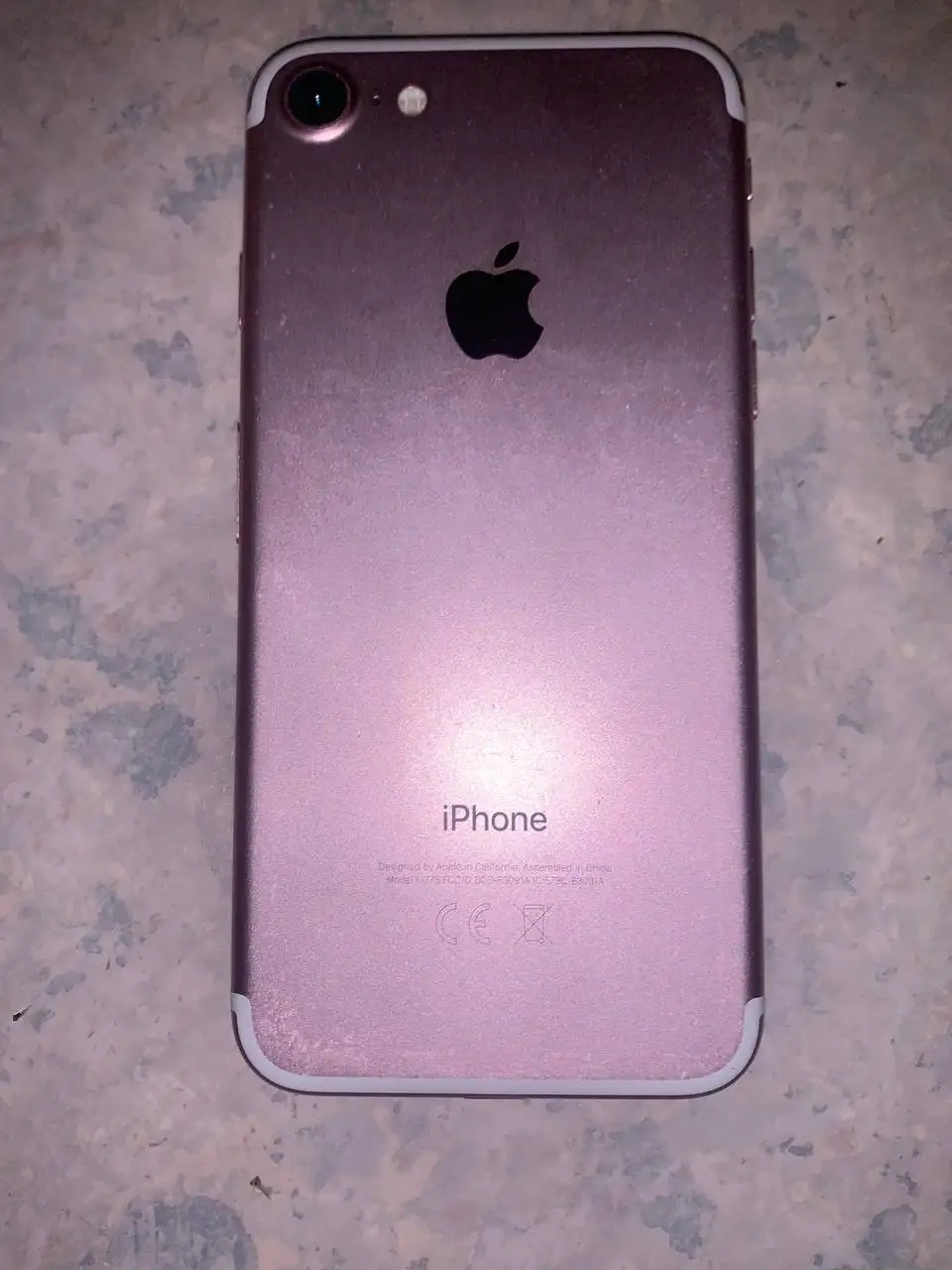 Продажа iPhone 7 32GB розовый - Смартфоны (Электроника) в Барнаул