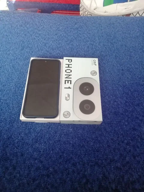 Обмен Nothing Phone 1 - Электроника в Барнаул