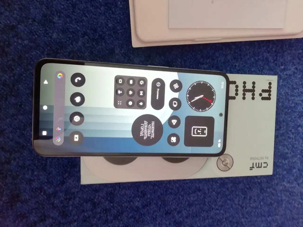 Обмен Nothing Phone 1 - Смартфоны (Электроника) в Барнаул