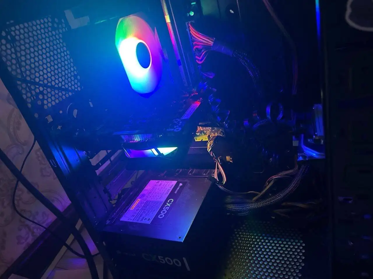 Продажа комплектующих ПК: процессор i5-2300, память 12 ГБ DDR3, видеокарта RX550 - Компьютерные комплектующие (Электроника) в Барнаул