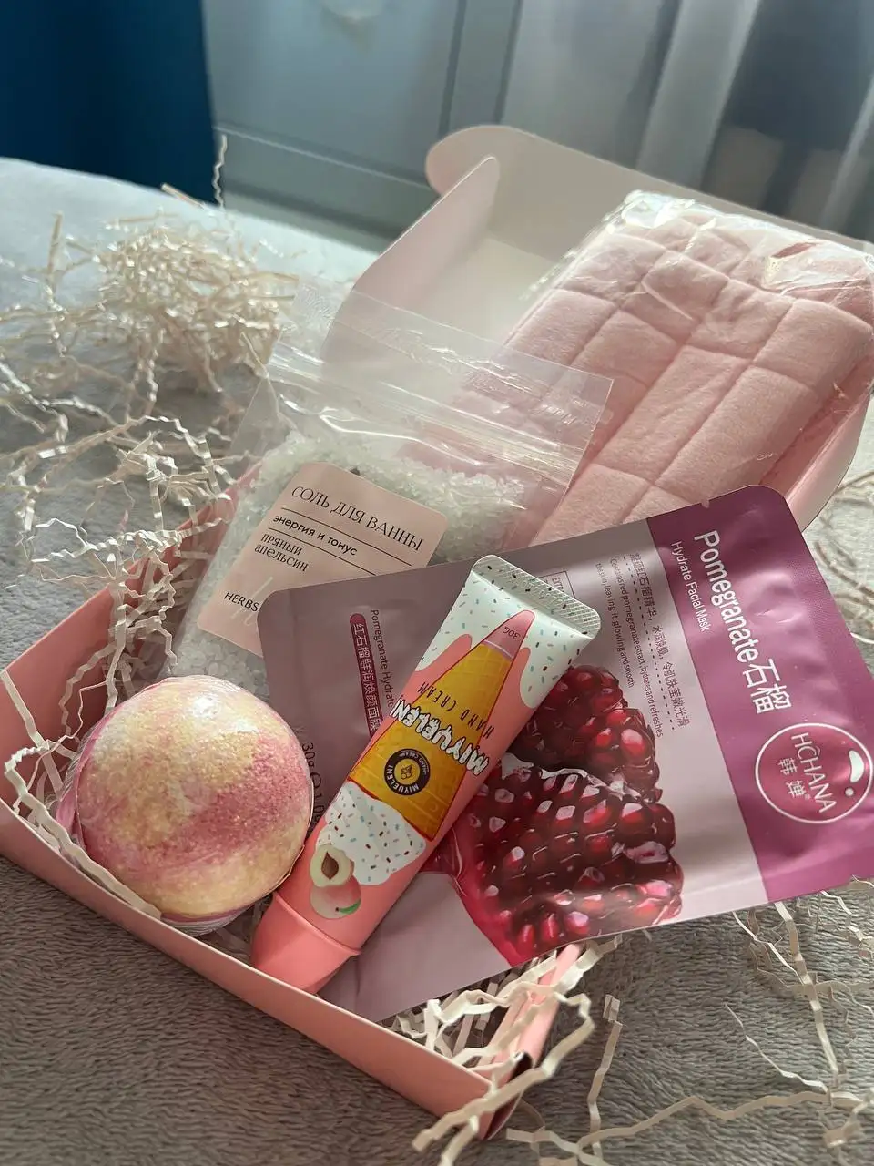 Боксы к 8 марта - Барахолка в Барнаул