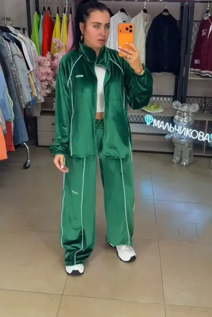 Велюровый костюм двойка, размеры 42-58 - Спортивная одежда в Барнаул