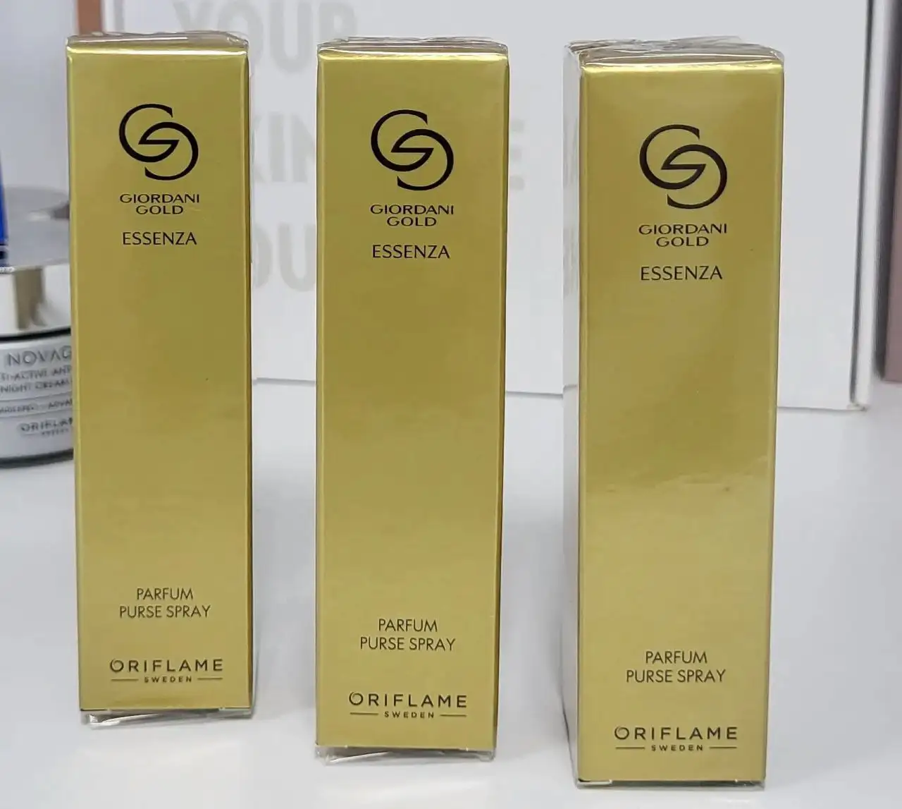 Мини спрей аромата Giordani Gold Essenza - Парфюмерия (Барахолка) в Барнаул