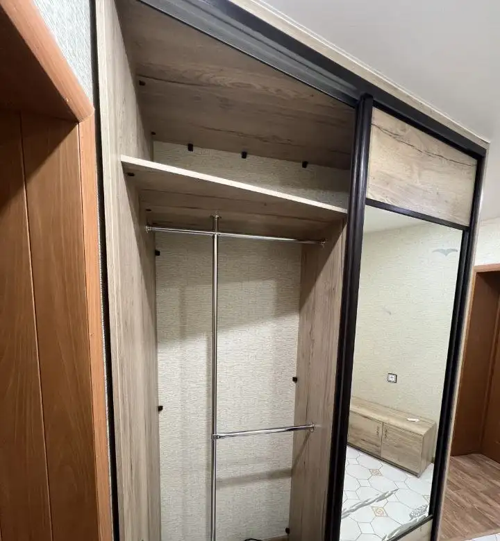 Сдается комната с ремонтом в центре Барнаула - Аренда комнат (Недвижимость) в Барнаул