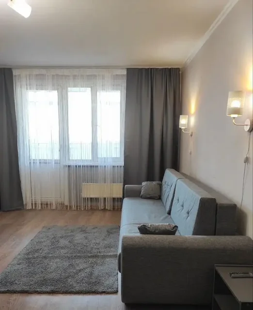 Сдам 2-комнатную квартиру в новом доме, ул. Юрина 241а, Барнаул - Сдам комнату в Барнаул