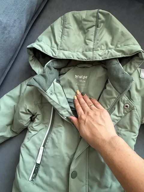 Демисезонный комбинезон размер 80 - Гигиена и уход в Барнаул