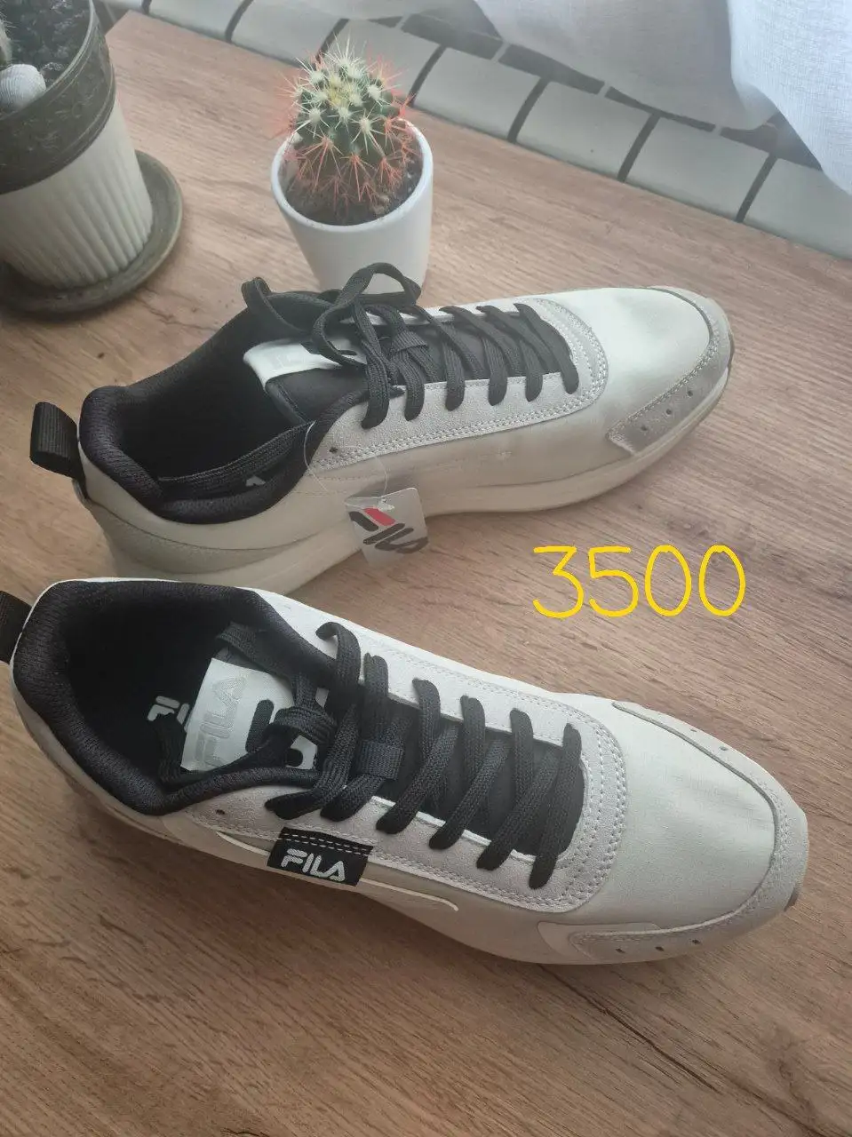 Новые кроссовки оригинальных брендов из Спортмастера - Обувь (Одежда) в Барнаул