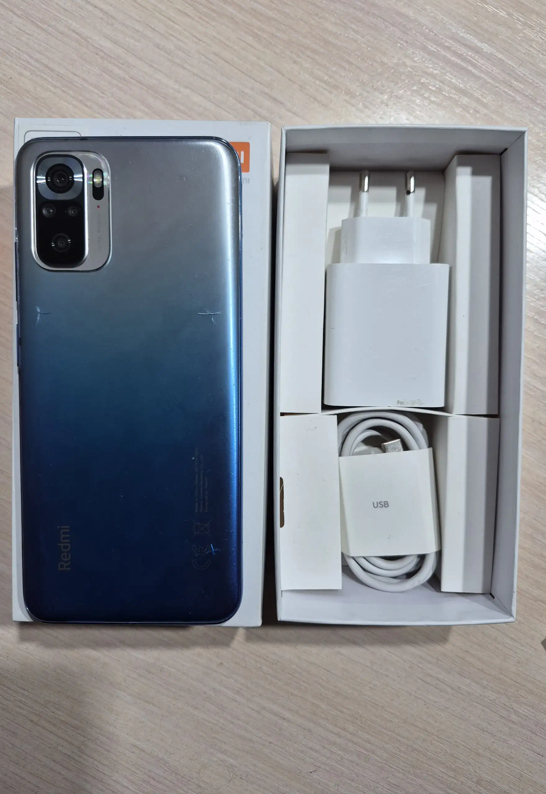 Продам телефон - Телефоны (Электроника) в Барнаул