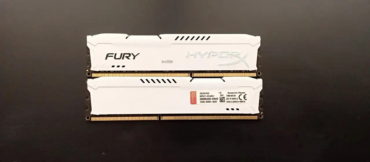 Kingston HyperX Fury DDR3 16Gb (2x8Gb) - использовалась неделю - Компьютерные комплектующие (Электроника) в Барнаул