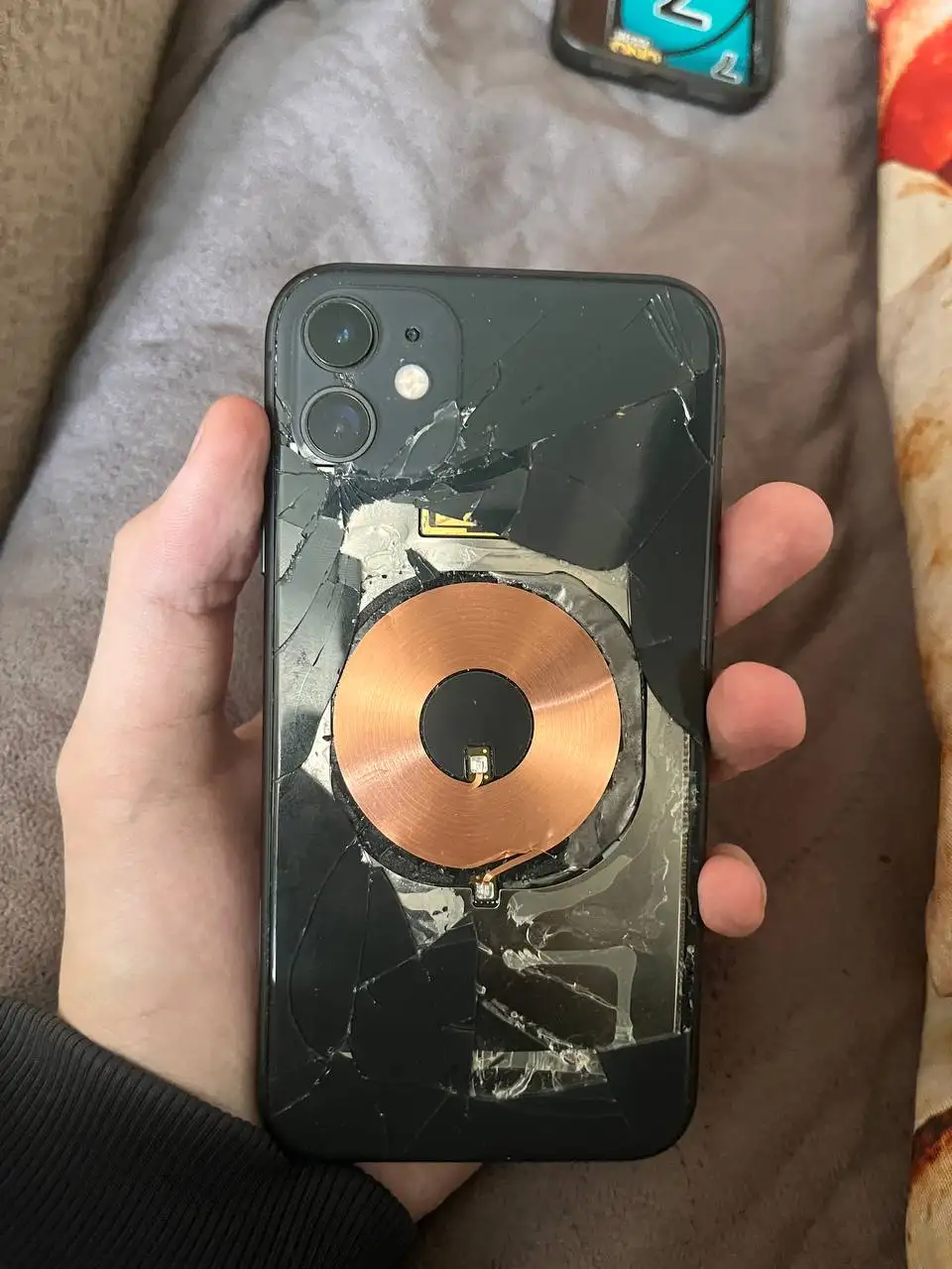 Продам iPhone 11 - Смартфоны (Электроника) в Барнаул