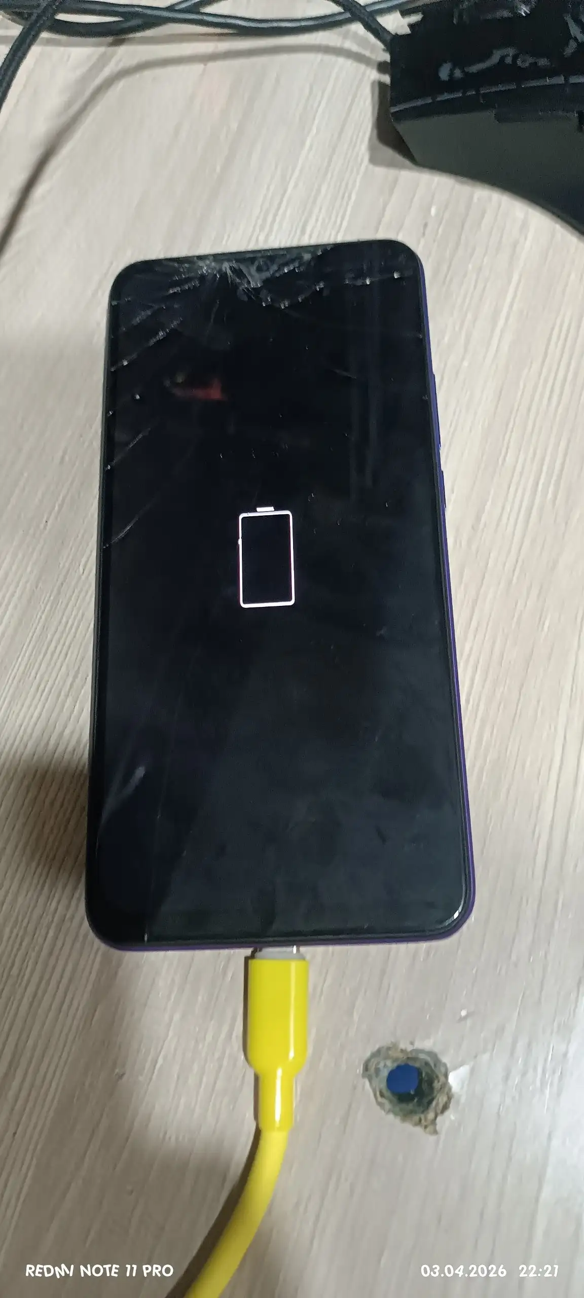 Продам Redmi 9 с разбитым экраном - Смартфоны (Электроника) в Барнаул