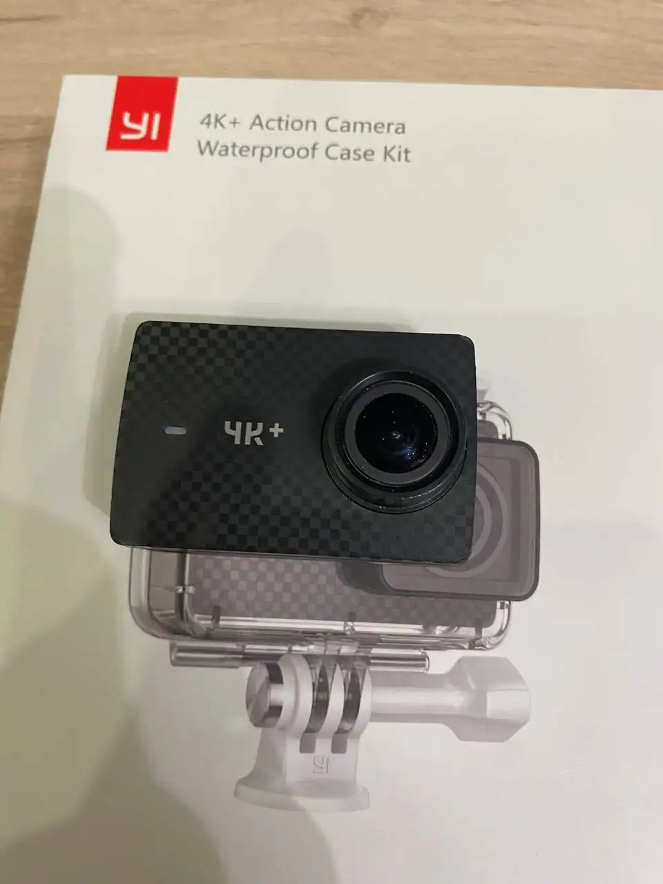 Экшен камера Xiaomi Yi 4k+ с комплектом аксессуаров - Фото и видеотехника (Электроника) в Барнаул