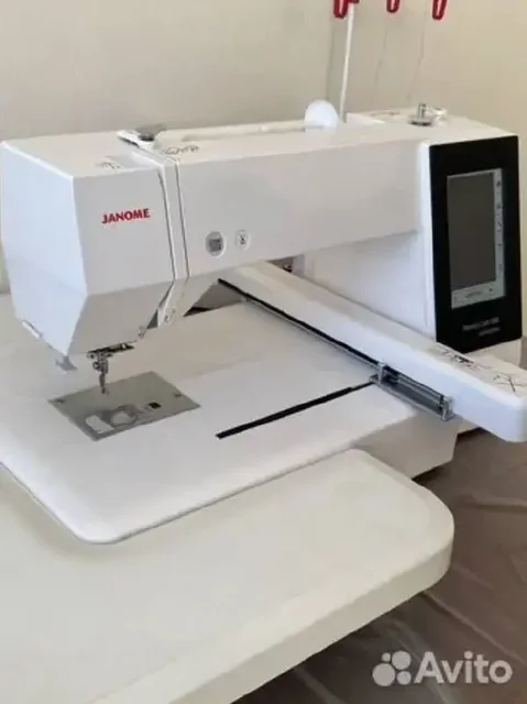 Продам вышивальную машинку Janome Memory Craft 500E - Туризм и отдых в Барнаул