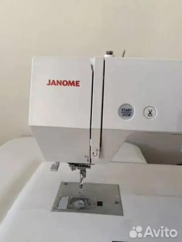Продам вышивальную машинку Janome Memory Craft 500E - Вышивальное оборудование (Хобби и отдых) в Барнаул