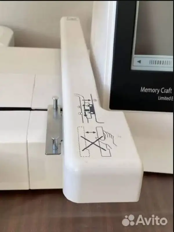 Продам вышивальную машинку Janome Memory Craft 500E - Вышивальное оборудование (Хобби и отдых) в Барнаул