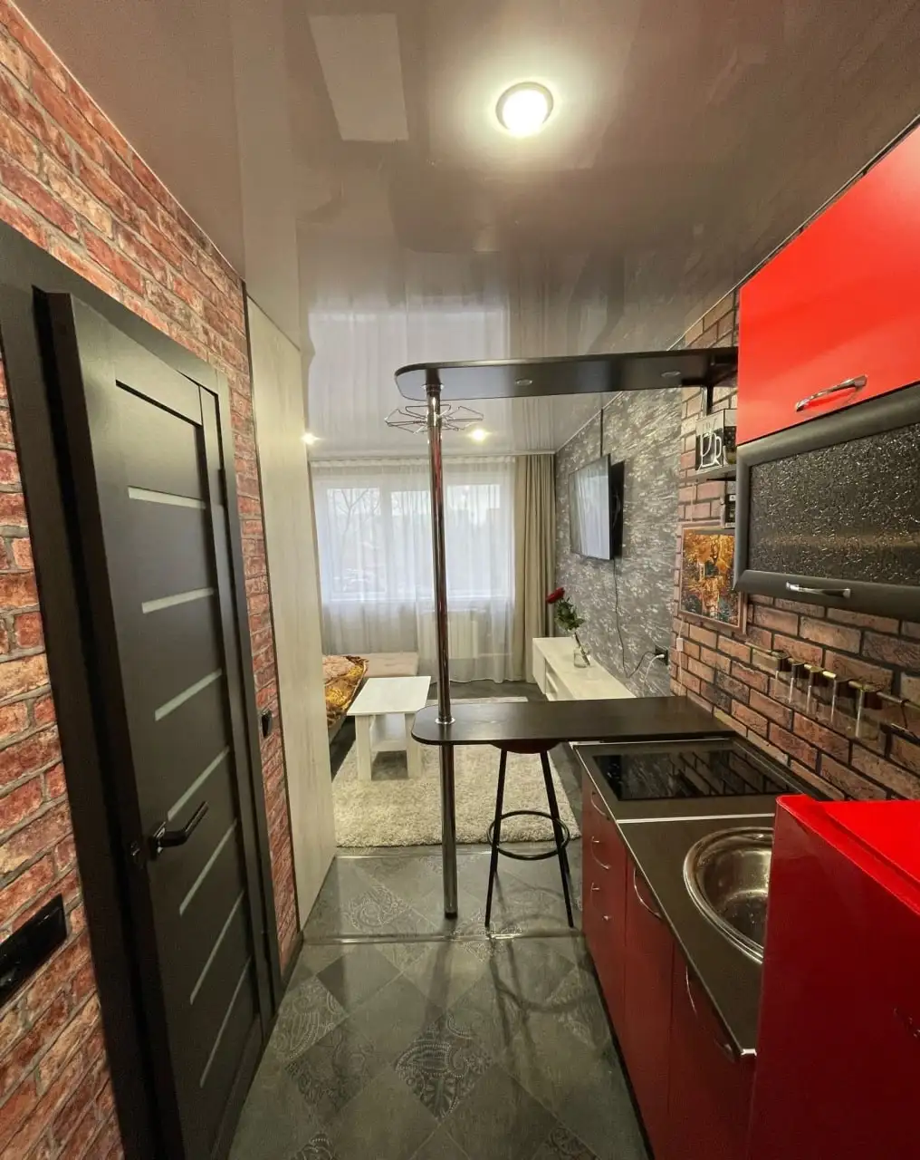 Студия с ремонтом и мебелью на ул. Путиловской - Аренда квартир (Недвижимость) в Барнаул