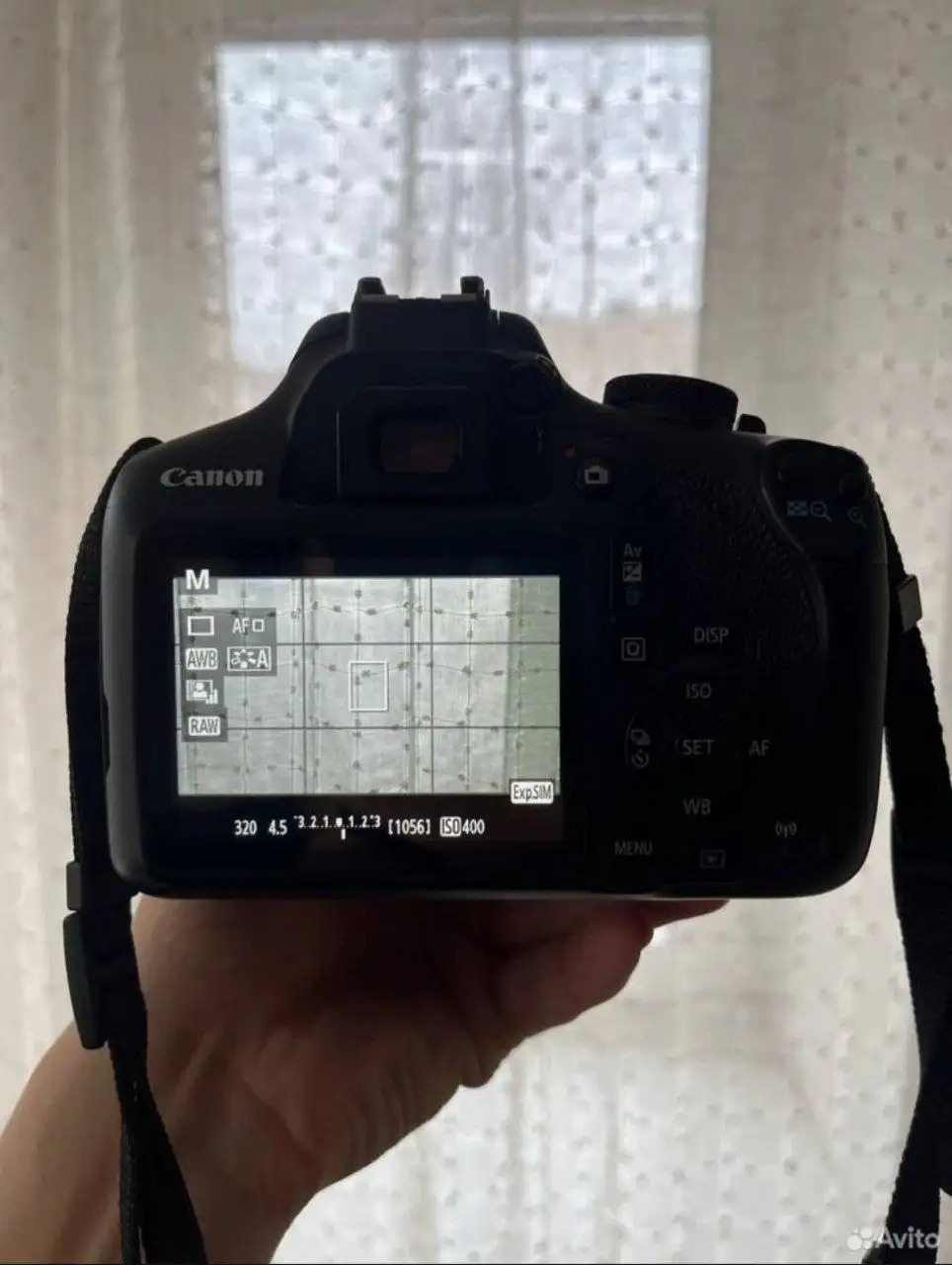 Продажа зеркальной камеры Canon 2000D - Фототехника (Электроника) в Барнаул