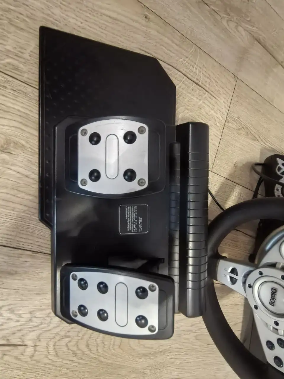 Продажа игрового руля с педалями - Барахолка в Барнаул