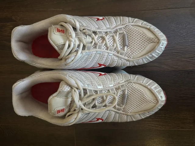 Продам кроссовки - Электронные сигареты и вейпы в Барнаул