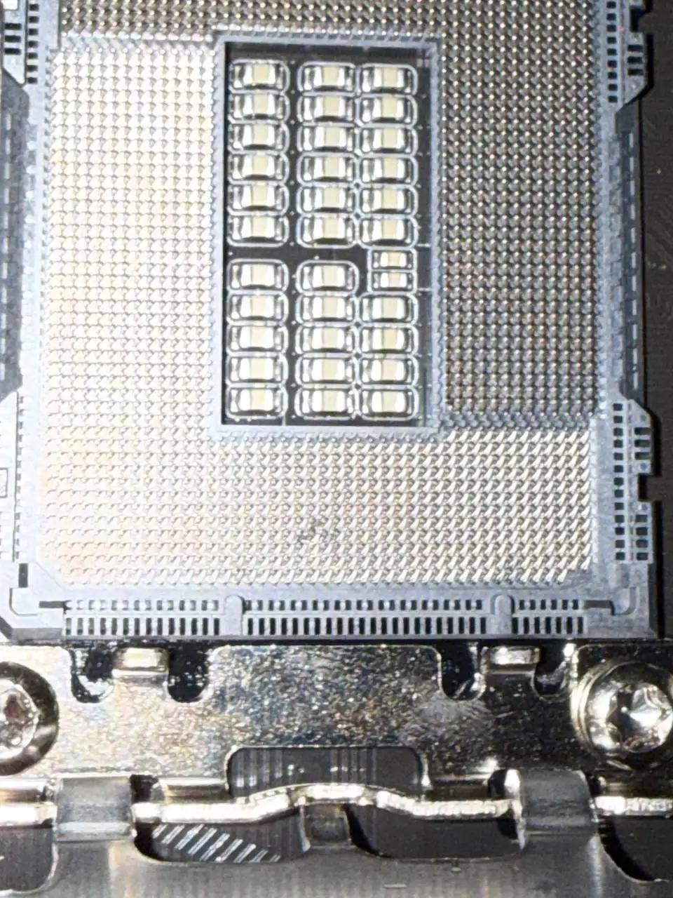 Продаю процессор, материнскую плату и память DDR3 - Комплектующие для ПК (Электроника) в Барнаул
